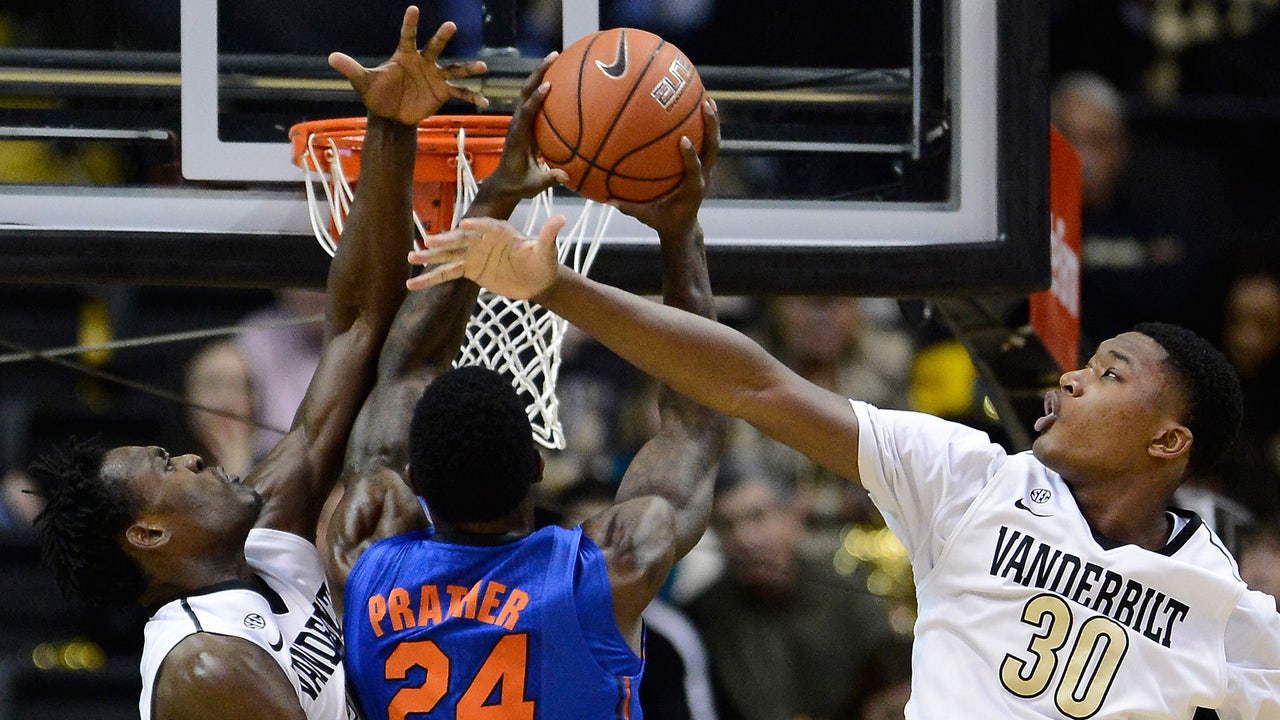 No. 1 Florida holds off Vanderbilt, clinches share of SEC title